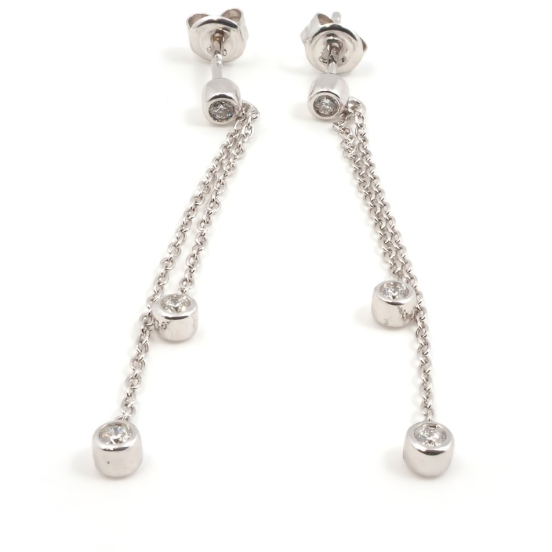 Boucles d'oreilles pendantes fantaisie femme carador en or blanc 750/000 avec diamants sertis clos