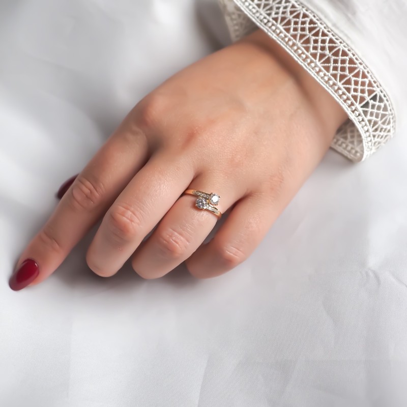 Bague fantaisie femme carador en or jaune 375/000 et oxydes de zirconium