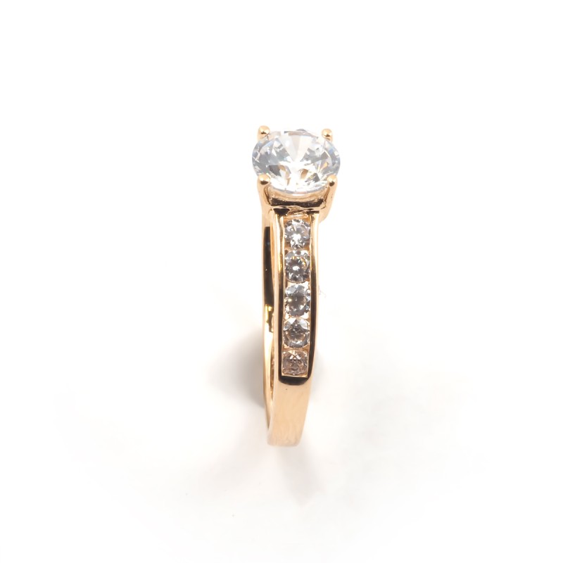 Bague solitaire accompagné femme carador en or jaune 750/000 et oxydes de zirconium