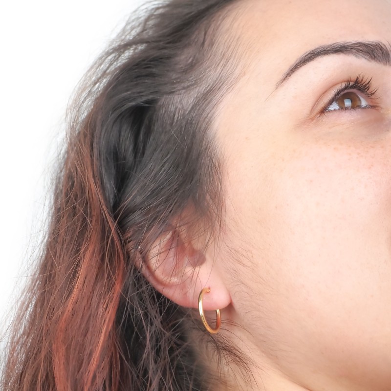 Boucles d'oreilles créoles femme carador en or jaune 375/000 fil rond 2mm