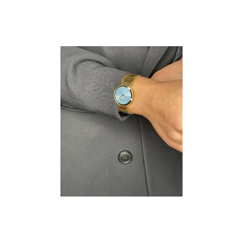 Montre Pierre Lannier Femme Ligne Pure en acier doré avec fond de cadran bleu