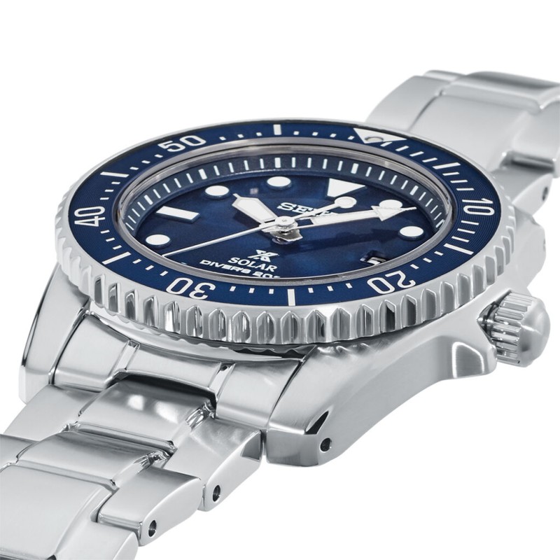 Montre Homme Seiko Prospex bleu  Mouvement  Quartz Solaire