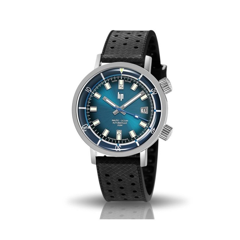 Montre LIP Homme Grande Nautic Océan bracelet cuir noir fond bleu
