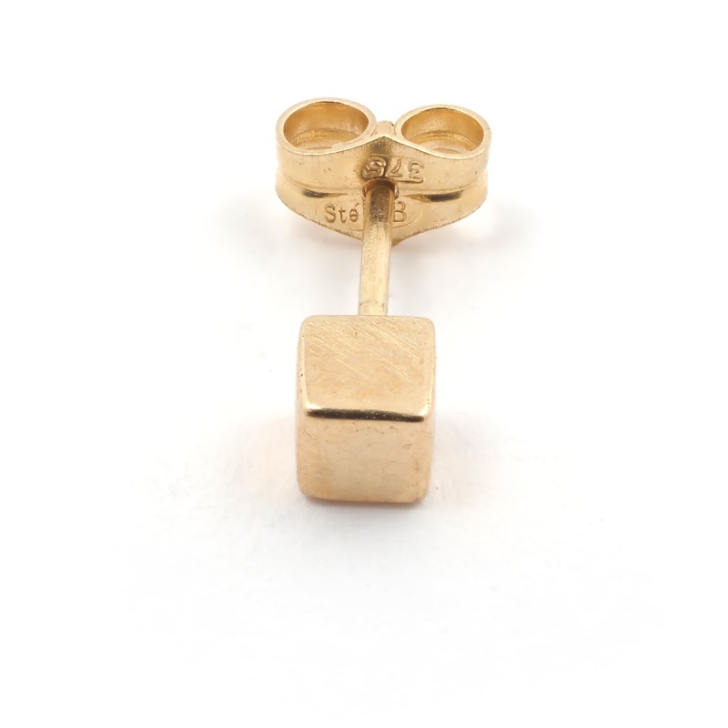 Boucles d'oreilles Carador or jaune 375/000 motif cube