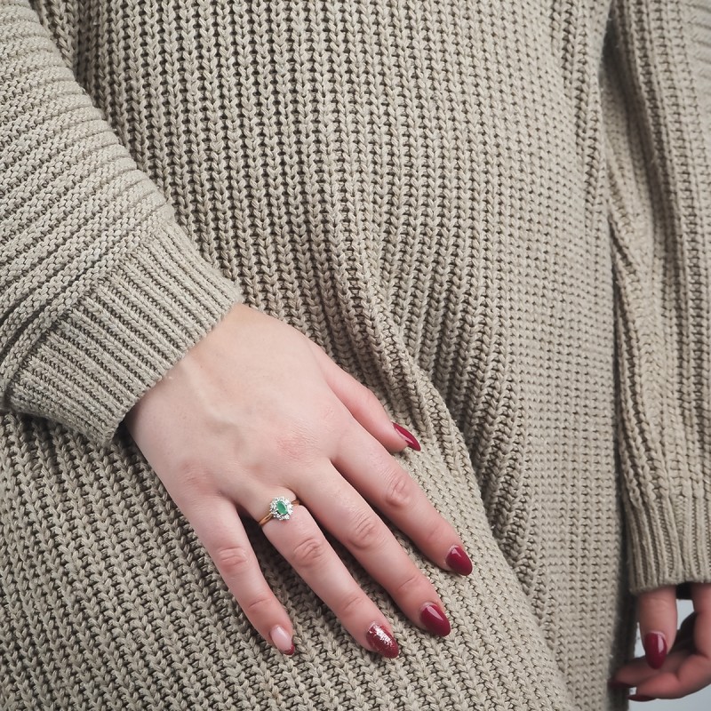 Bague classique Carador Or jaune 375/000 et Emeraude