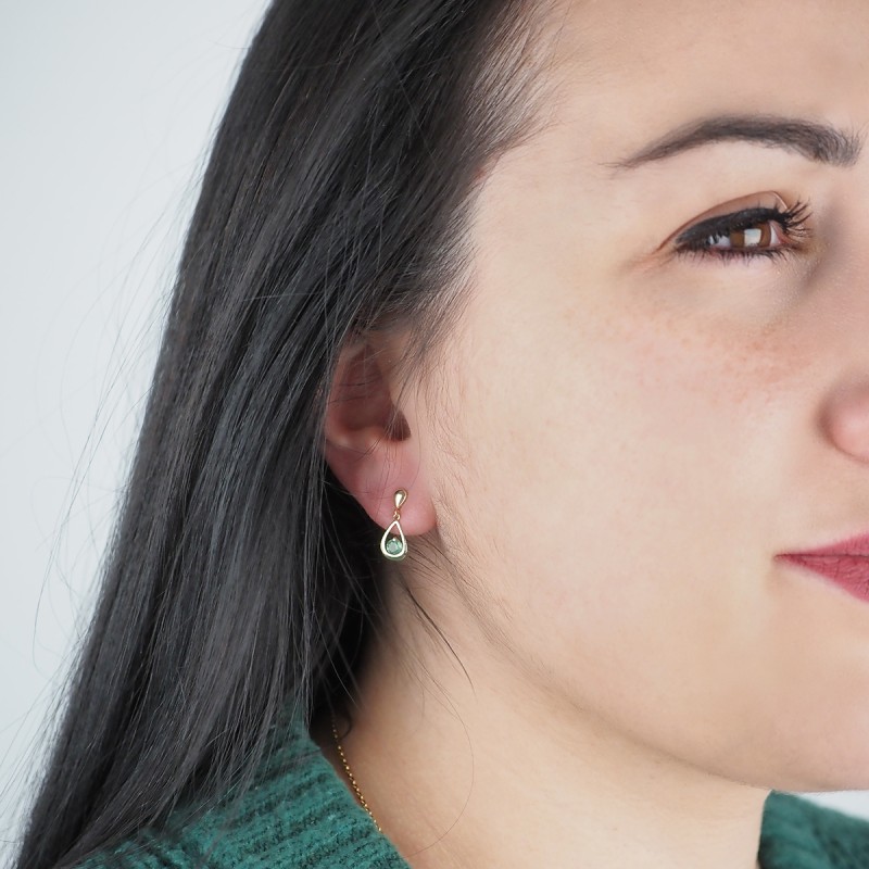 Boucles d'oreilles Carador pendantes goutte or jaune 375/000 et emeraude