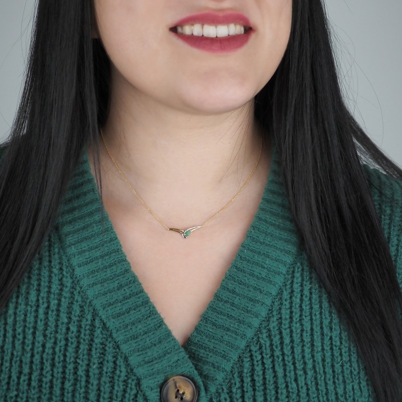 Collier Carador or 375/000 et Emeraude