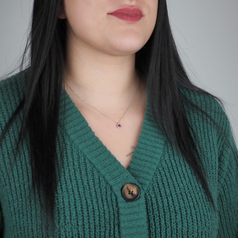 Collier fantaisie multipierres femme carador en or blanc 375/000 avec diamants 0.4 carats et rubis