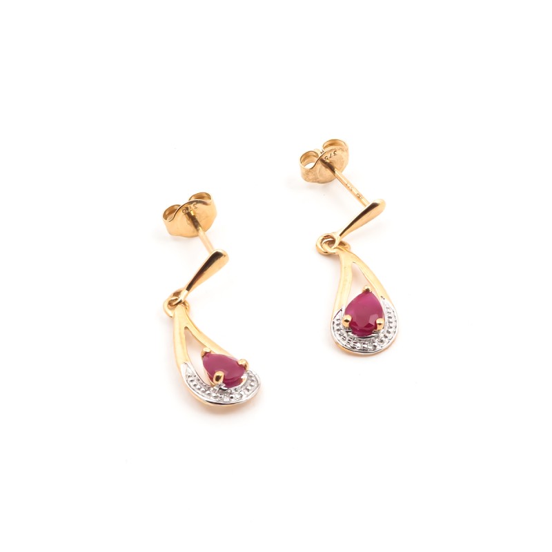 Boucles d'oreilles Carador pendantes or jaune 375/000 et Rubis