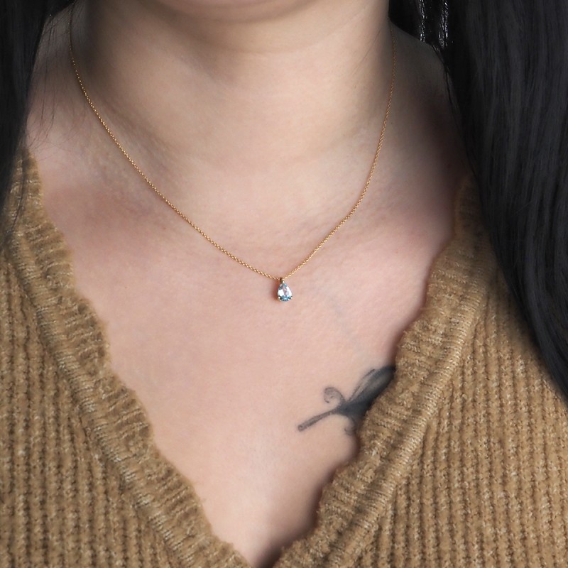 Collier Carador Or jaune 375/000 et Topaze forme poire