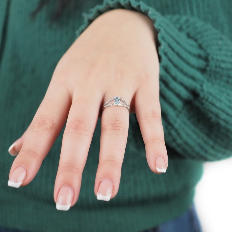 Bague Bijouterie Carador Topaze et or Gris 375/000e