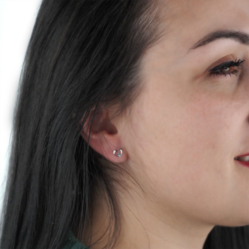 Boucles d'oreilles Carador cœur avec topaze en or blanc 375/000