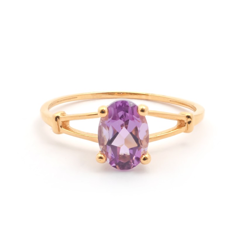 bague solitaire Carador en or jaune 375/000 et améthyste serti 4 griffes