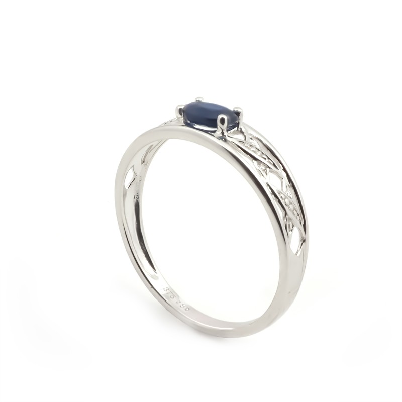 Bague Carador dentelle or blanc 375/000 et saphir