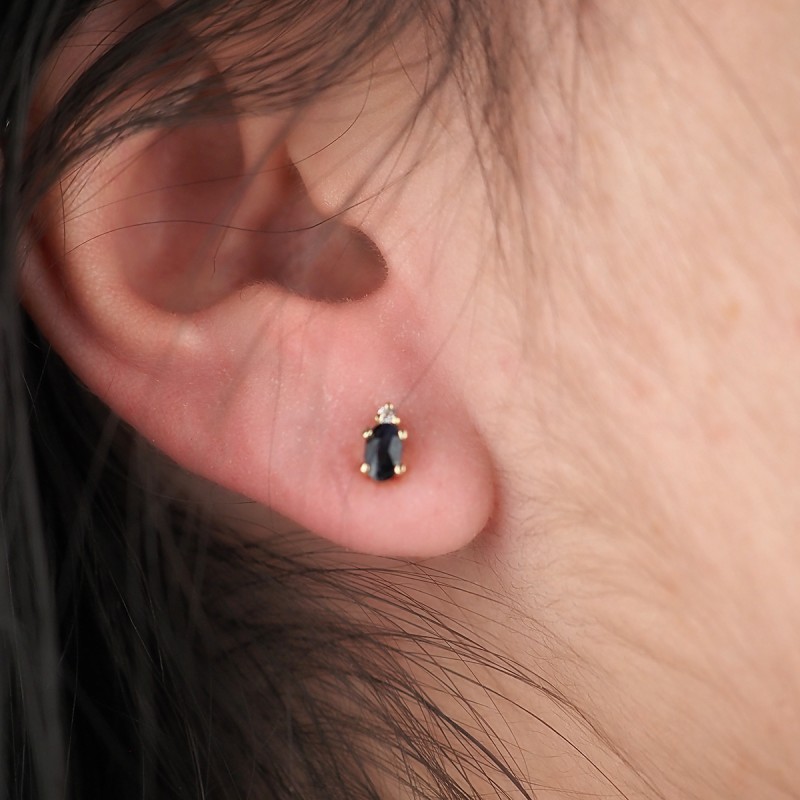 Boucles d'oreilles  Carador or jaune 375/000, spahir 5x3 mm