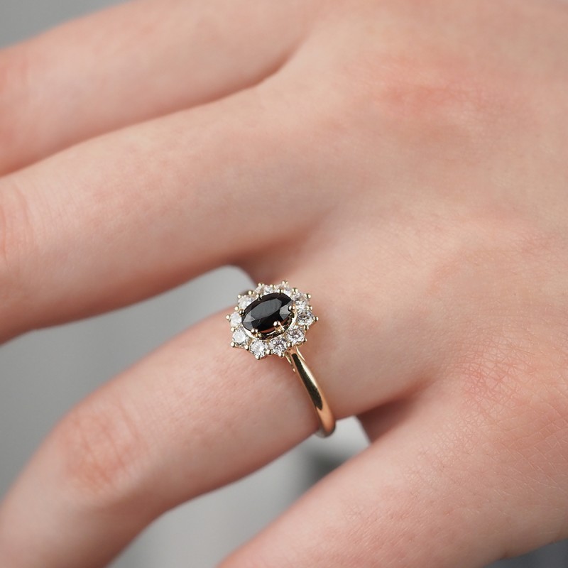 Bague solitaire accompagné Saphir et or jaune 375/000