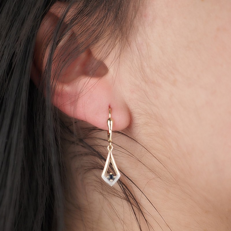 Boucles d'oreilles dormeuses femme carador en or jaune 375/000 et saphir