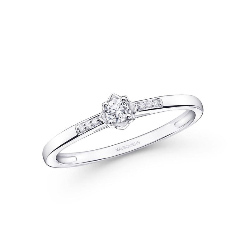 BAGUE FEMME MAUBOUSSIN OR BLANC 750/000 ET DIAMANT "MA REINE D'AMOUR" N°1