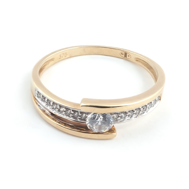 Bague solitaire accompagné fantaisie Carador en or 375/000 et doxydes de zirconium