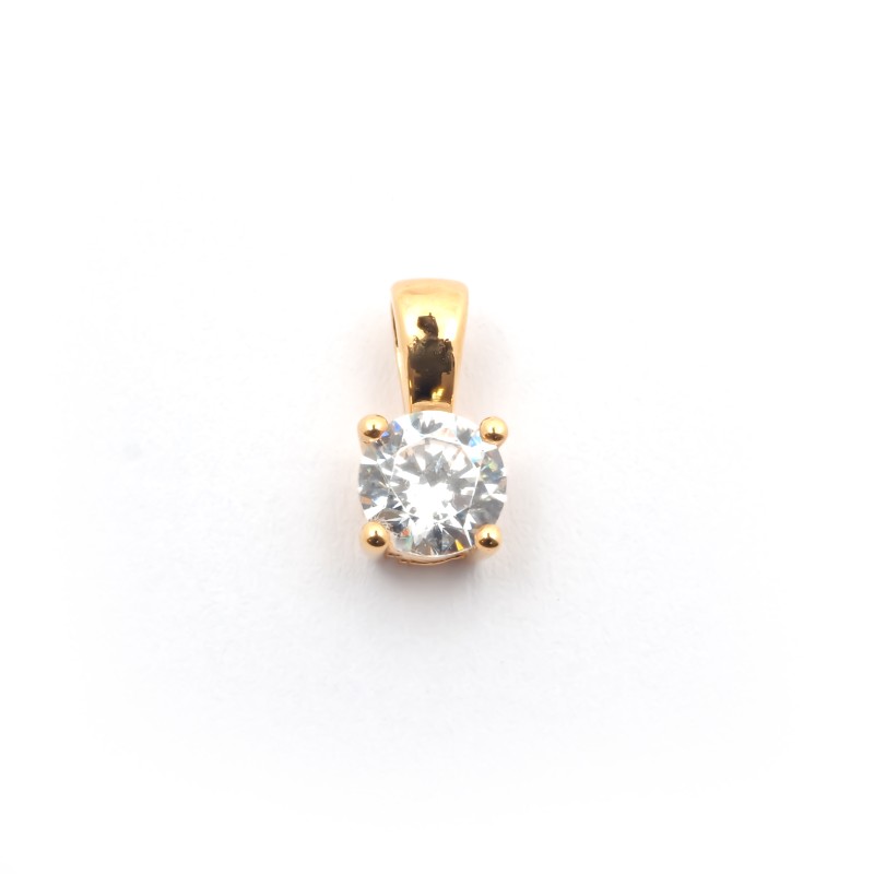 Pendentif Carador serti 4 griffes 5.5mm  en Or jaune  375/000 et Oxyde de zirconium