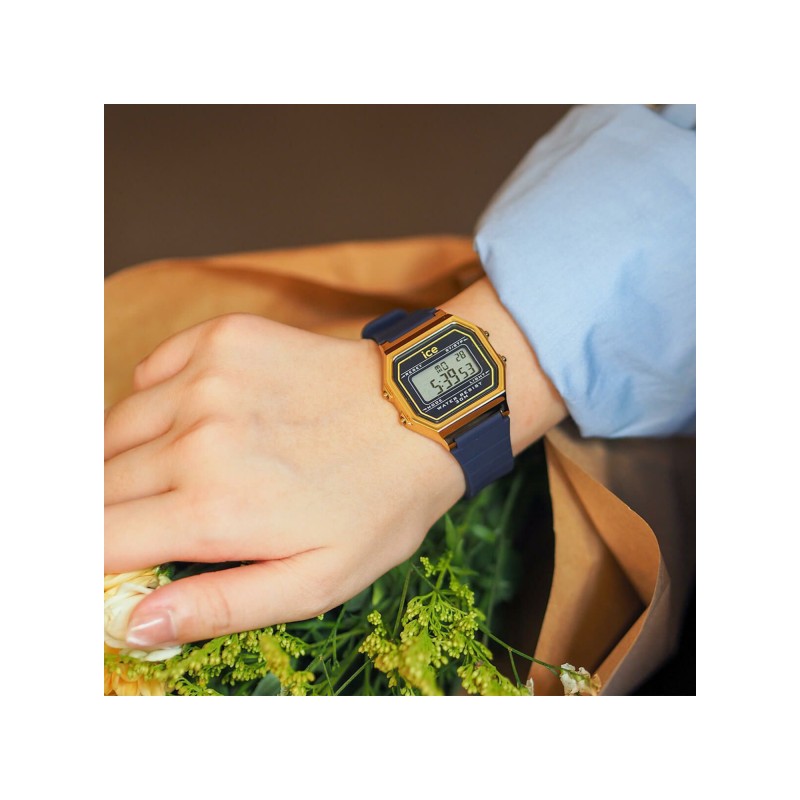 Montre homme Ice Watch Digit retro Bracelet en silicone noir