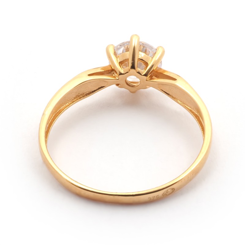 Bague solitaire  Carador en or jaune 375/000 et oxyde de zirconium serti 6 griffes