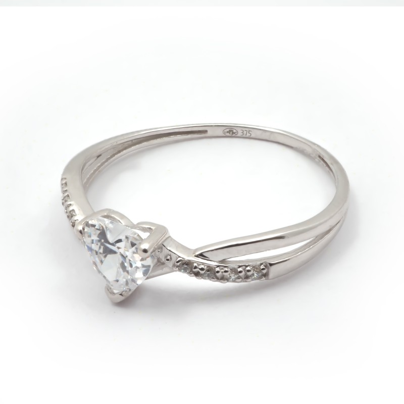 Bague Carador or blanc 375/000, oxyde de zirconium coeur