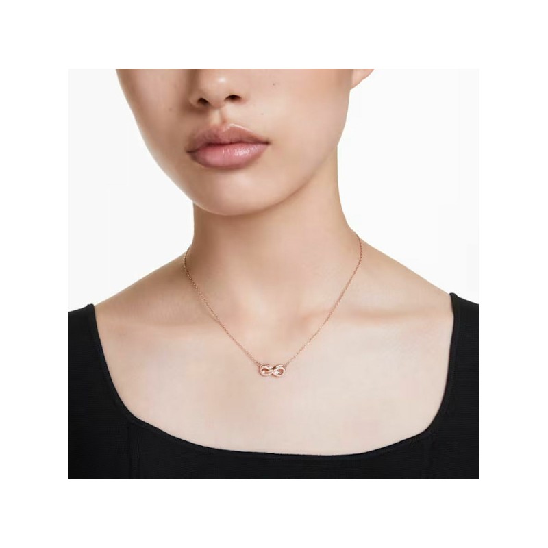 Collier Swarovski Femme Hyperbola pavé motif infini doré rose