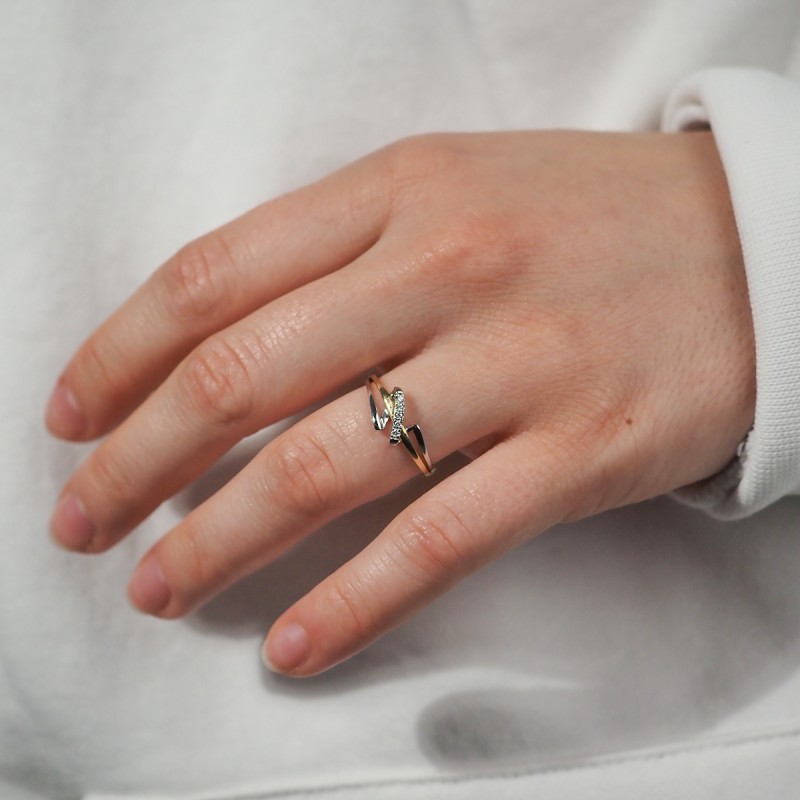 Bague bicolore diamants et or 750/000 CARADOR