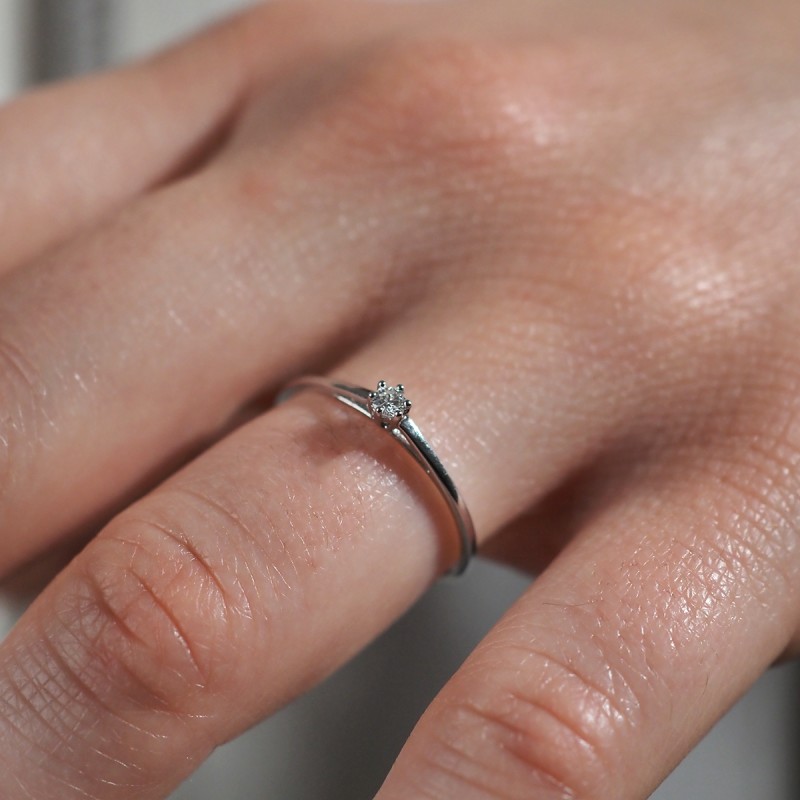 Bague Carador solitaire 6 griffes diamant 0.05 cts en or 750/000