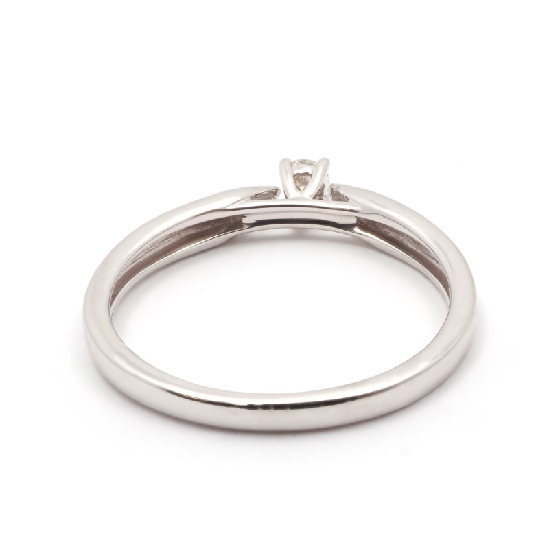 BAGUE SOLITAIRE OR BLANC 750/000 AVEC DIAMANT
