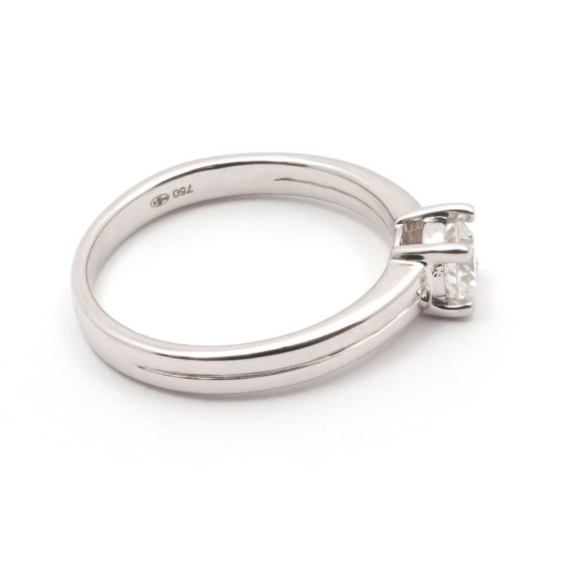 BAGUE SOLITAIRE OR BLANC 750/000 AVEC DIAMANT