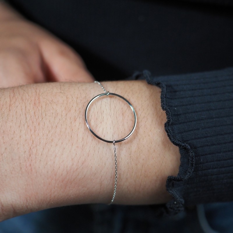 Bracelet en or blanc 750/000 CARADOR