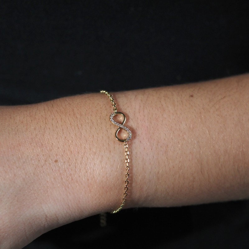 Bracelet femme carador en plaqué or avec oxydes de zirconium motif infini