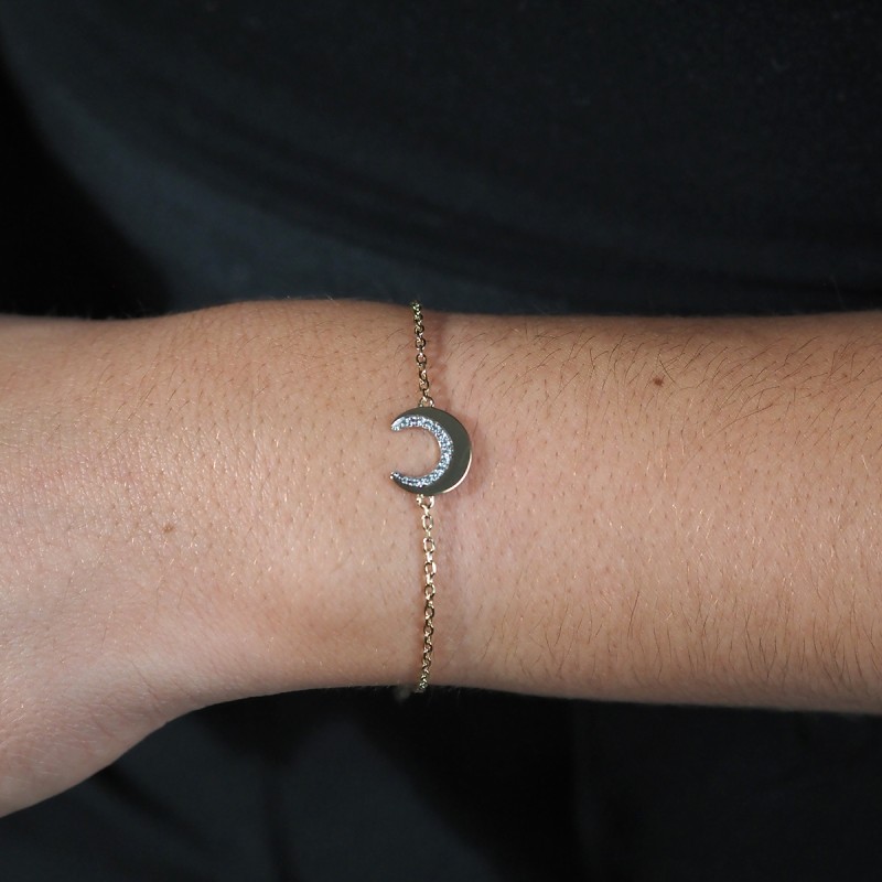 Bracelet fantaisie femme carador en plaqué or avec oxydes de zirconium modèle croissant de lune
