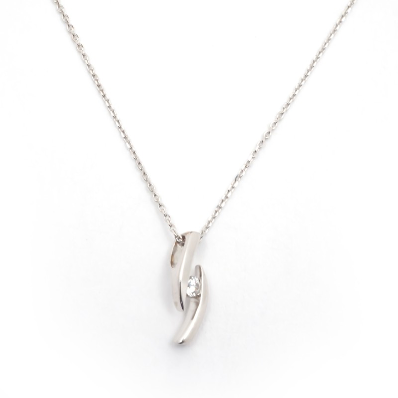 Collier Carador chaine et pendentif or blanc 375/000 et oxyde de zirconium