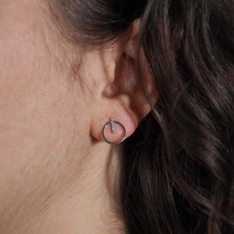 Boucles d'oreilles Carador minimaliste anneau or 375/000 et oxydes de zirconium DJE1217