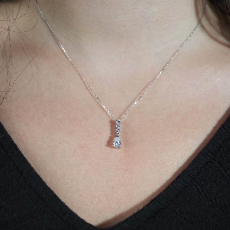 Collier Carador or 375/000 et oxydes de zirconium