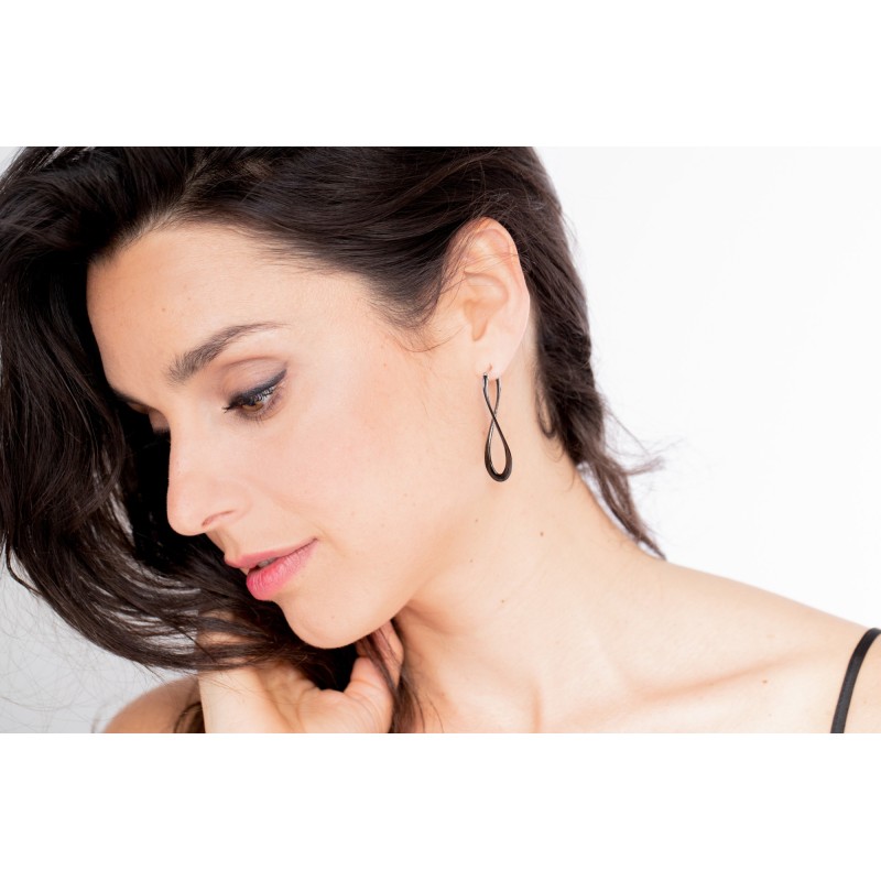 BOUCLES D OREILLES CREOLES TORSADEES ALLONGEES ACIER NOIR