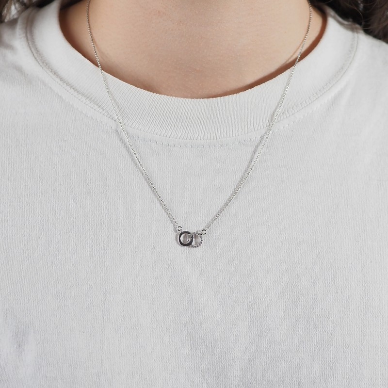 Collier Femme Carador anneaux enlacés en or blanc 750/000 et diamants