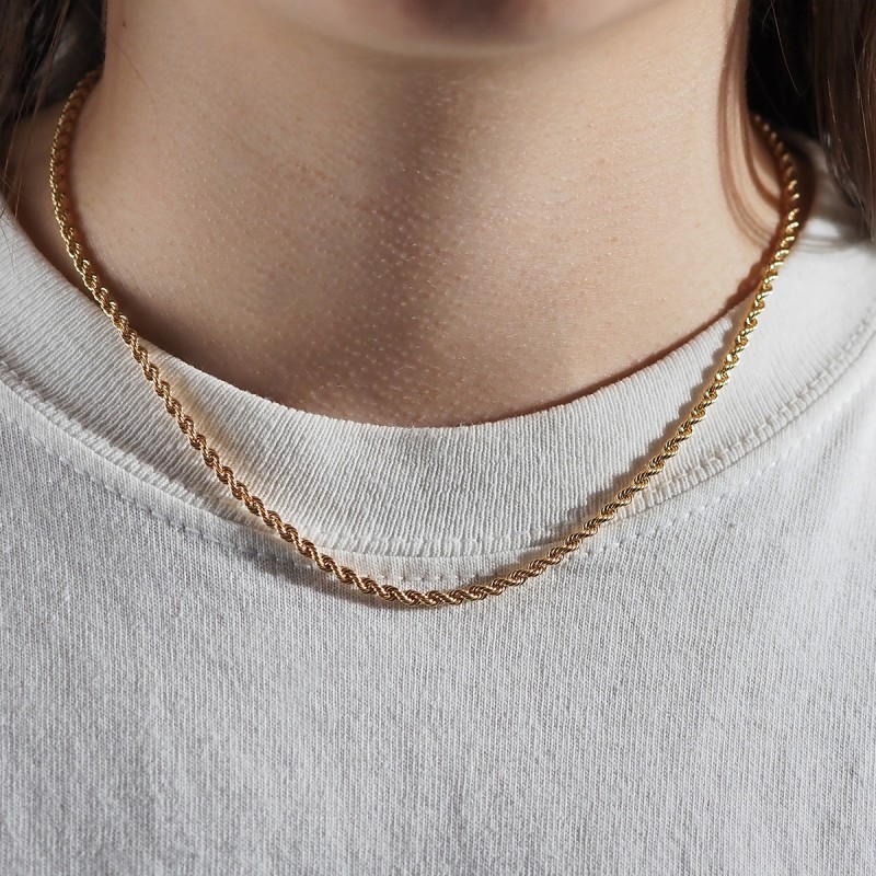 Collier or jaune 750/000 CARADOR en maille corde.