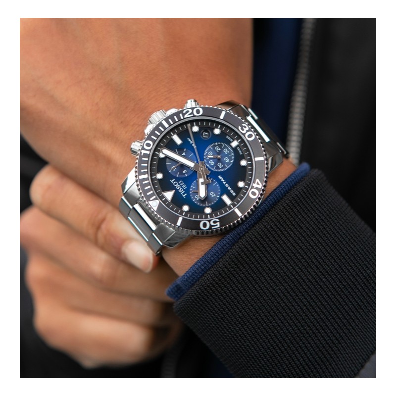Montre Homme Tissot seaster 1000 bracelet acier cadran bleu dégradé