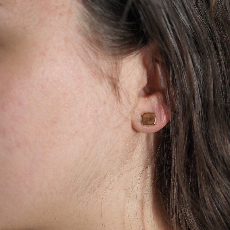 Boucles d'oreilles en or jaune 750/000 carré