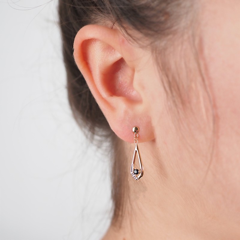 Boucles d'oreilles en or jaune 750/000 et saphir CARADOR