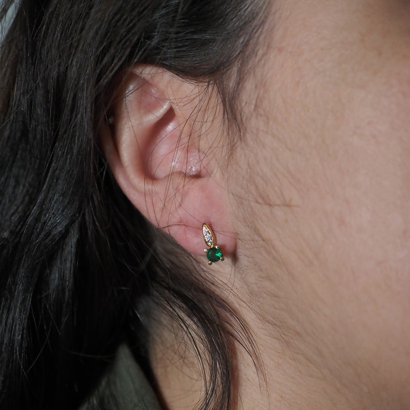 Boucles d'oreilles fantaisie femme carador en plaqué or avec oxydes de zirconium blanc et vert