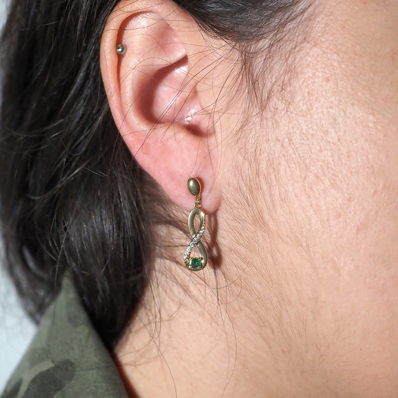 Boucles d'oreilles pendantes femme plaqué or avec oxydes de zirconium et pierres vertes