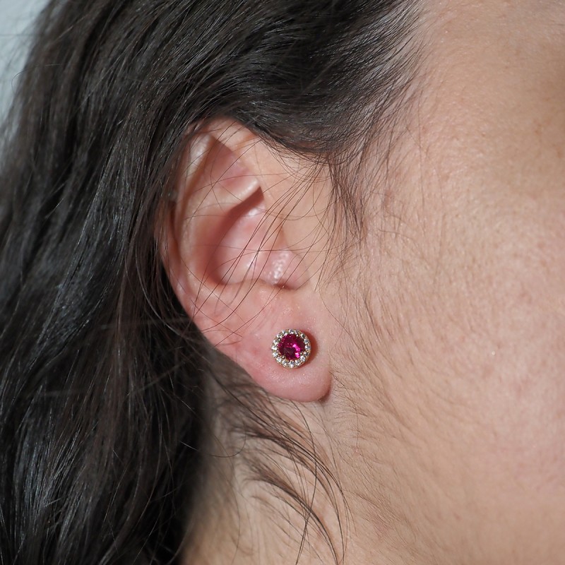 Boucles d'oreilles puces femme carador en plaqué or avec oxydes de zirconium blanc et rouge