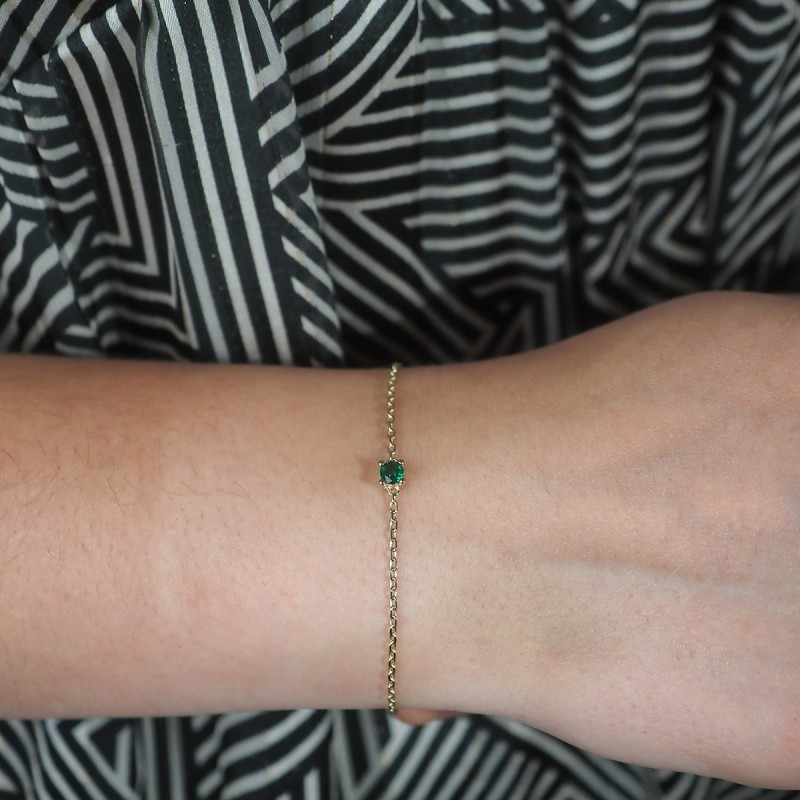 Bracelet solitaire femme carador en plaqué or avec spinelle vert émeraude