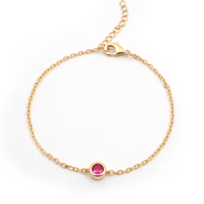 Bracelet solitaire serti clos femme carador en plaqué or avec spinelle rouge