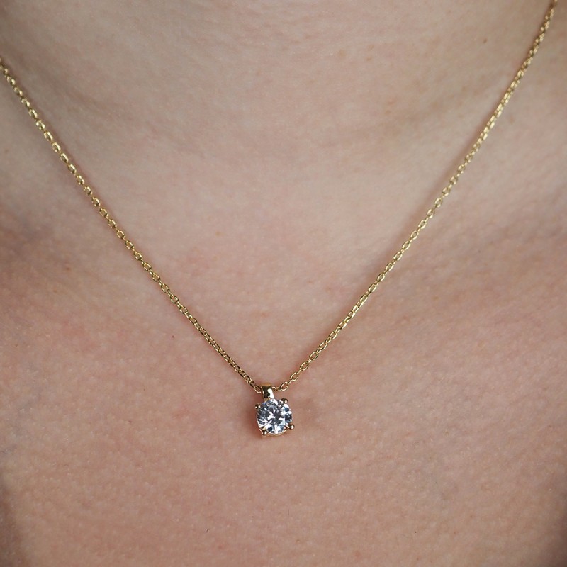 Collier plaqué or et solitaire d'oxyde de zirconium carador